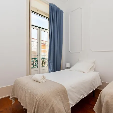 4br - Location Лиссабон