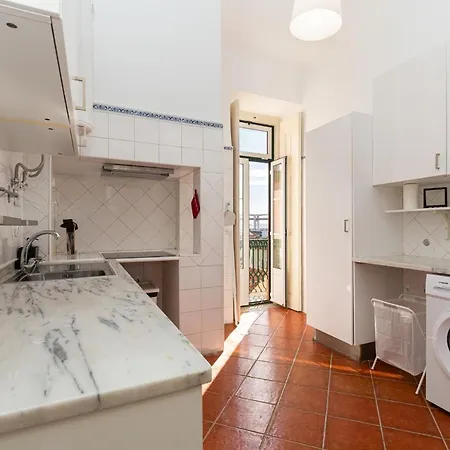 4br - Location